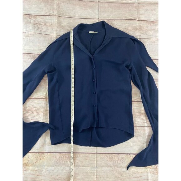 Balenciaga Women's Navy Blue 100% Silk Blouse - 34 (US 4) (Has Flaw) - Picture 11 of 15